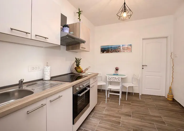 Barka アパート *